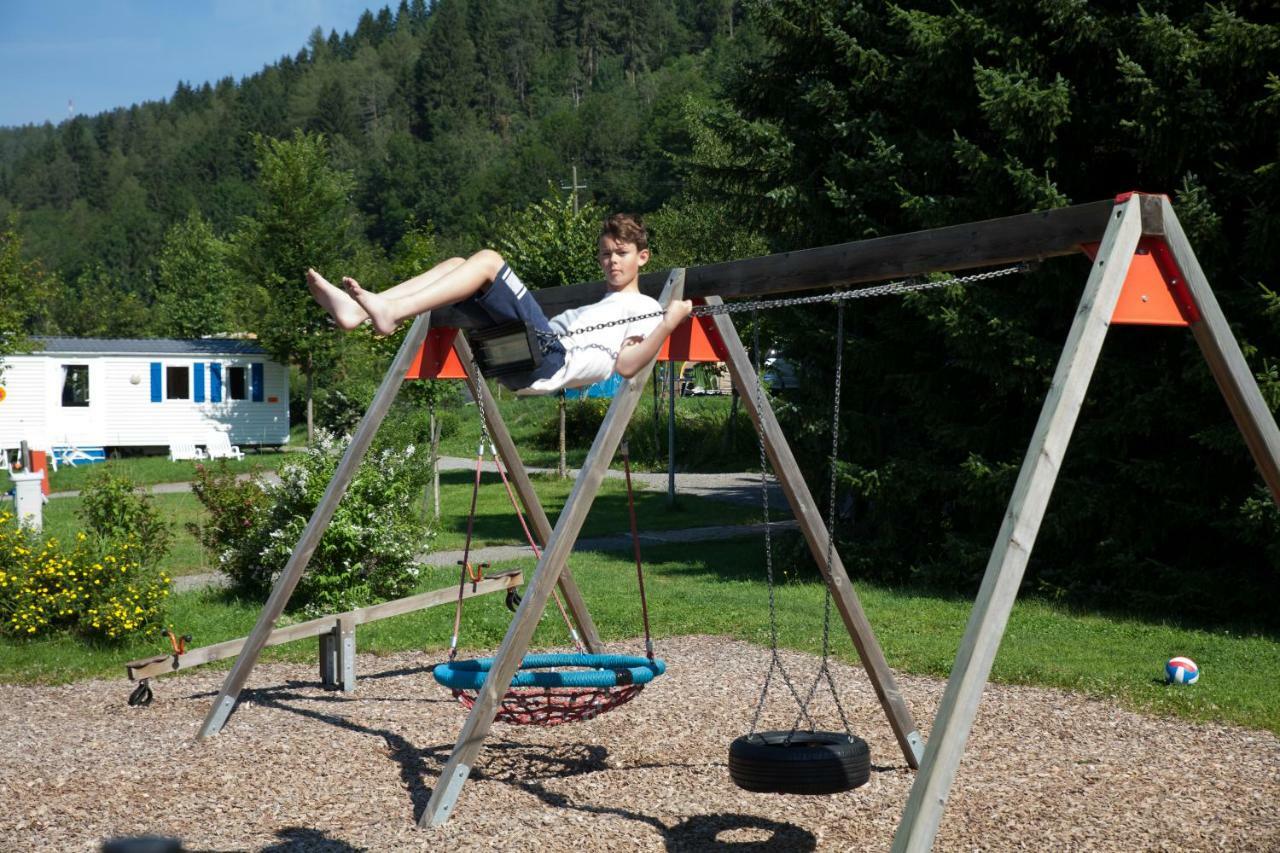 Camping Bella Austria Sankt Peter am Kammersberg Екстер'єр фото