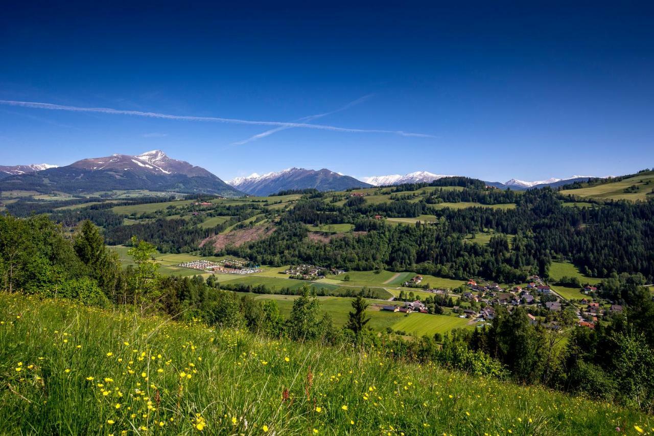 Camping Bella Austria Sankt Peter am Kammersberg Екстер'єр фото